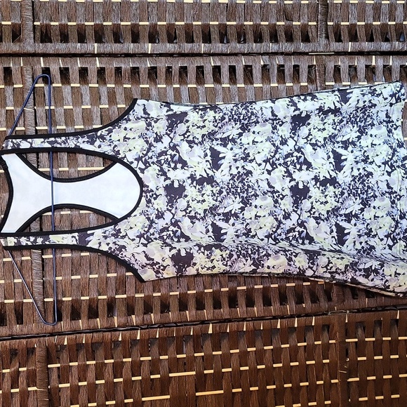 Lululemon Floral Racerback Tank Top - Picture 1 of 5